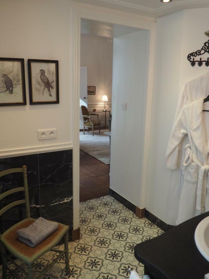 Le Quatre Bed & Breakfast Rennes Bagian luar foto